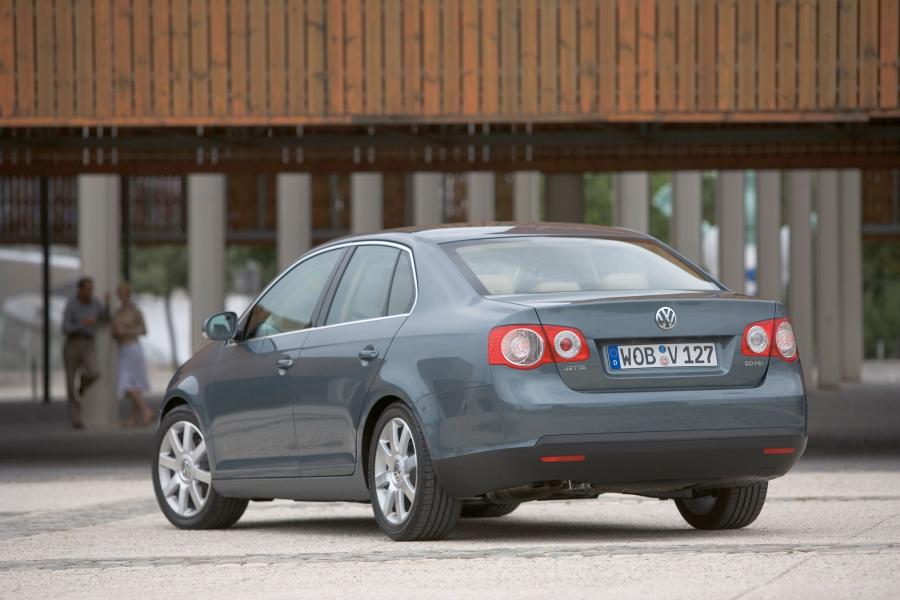  Volkswagen Jetta 2005 года  (фото 72 из 131)